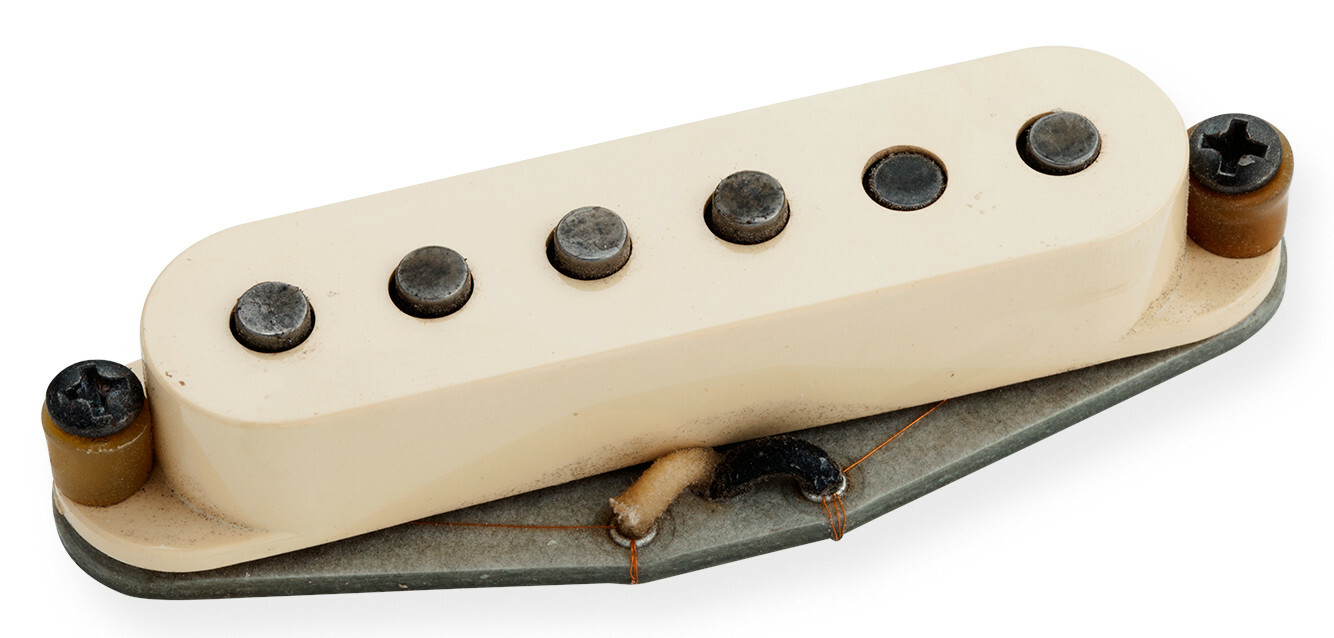 Seymour Duncan Antiquity II - Surfer Strat, Staggered Strat Middle Pickup, Reverse Wound/Reverse Polarity, Aged - cream Cover