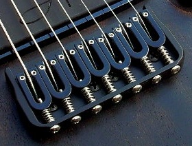 Hipshot Fixed Guitar Bridge for 7-String, .125" / 3.2 mm - Black