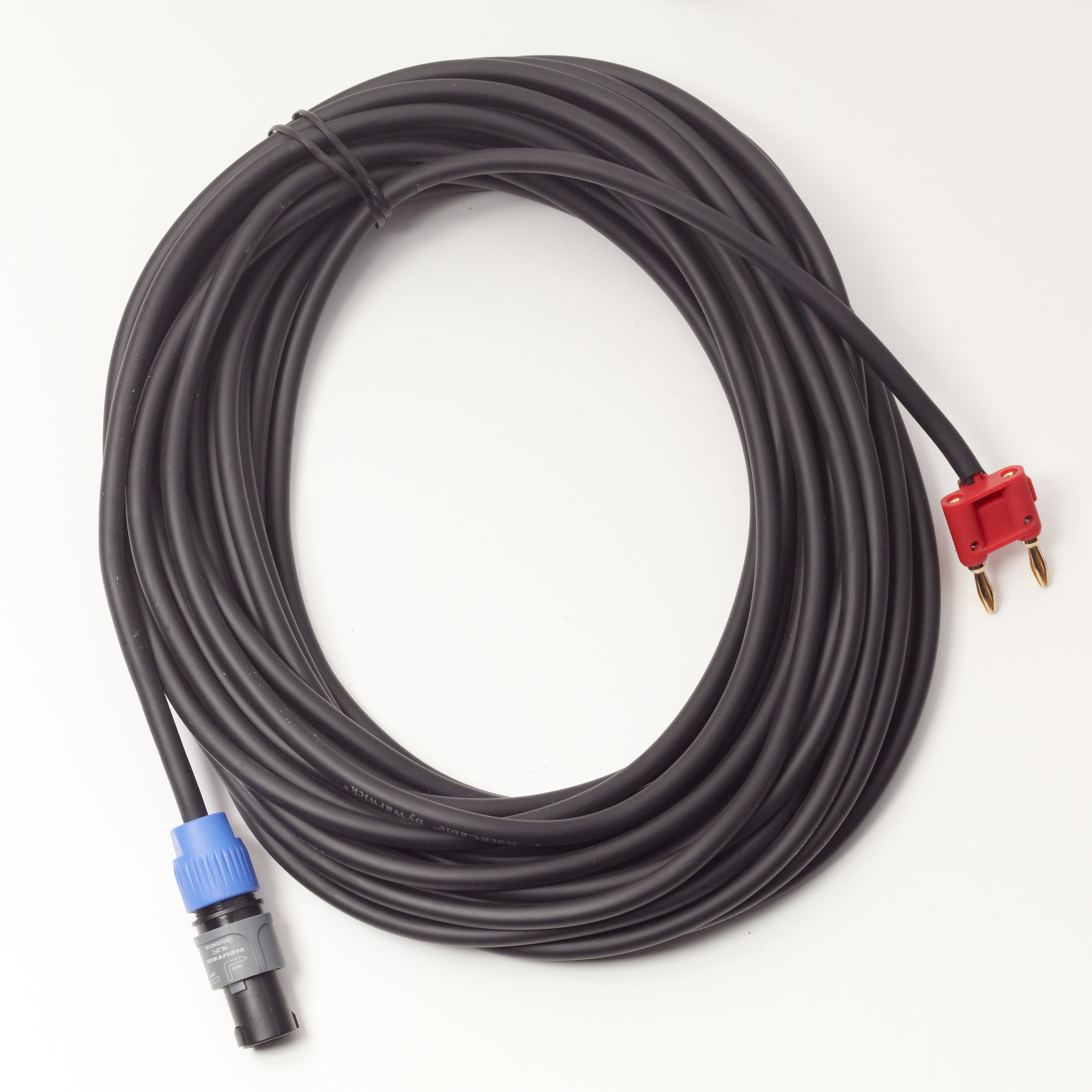 RockCable Speaker Cable - Speakon Plug (2-pole) / Banana Plug (4 mm) - 15 m / 49.2 ft