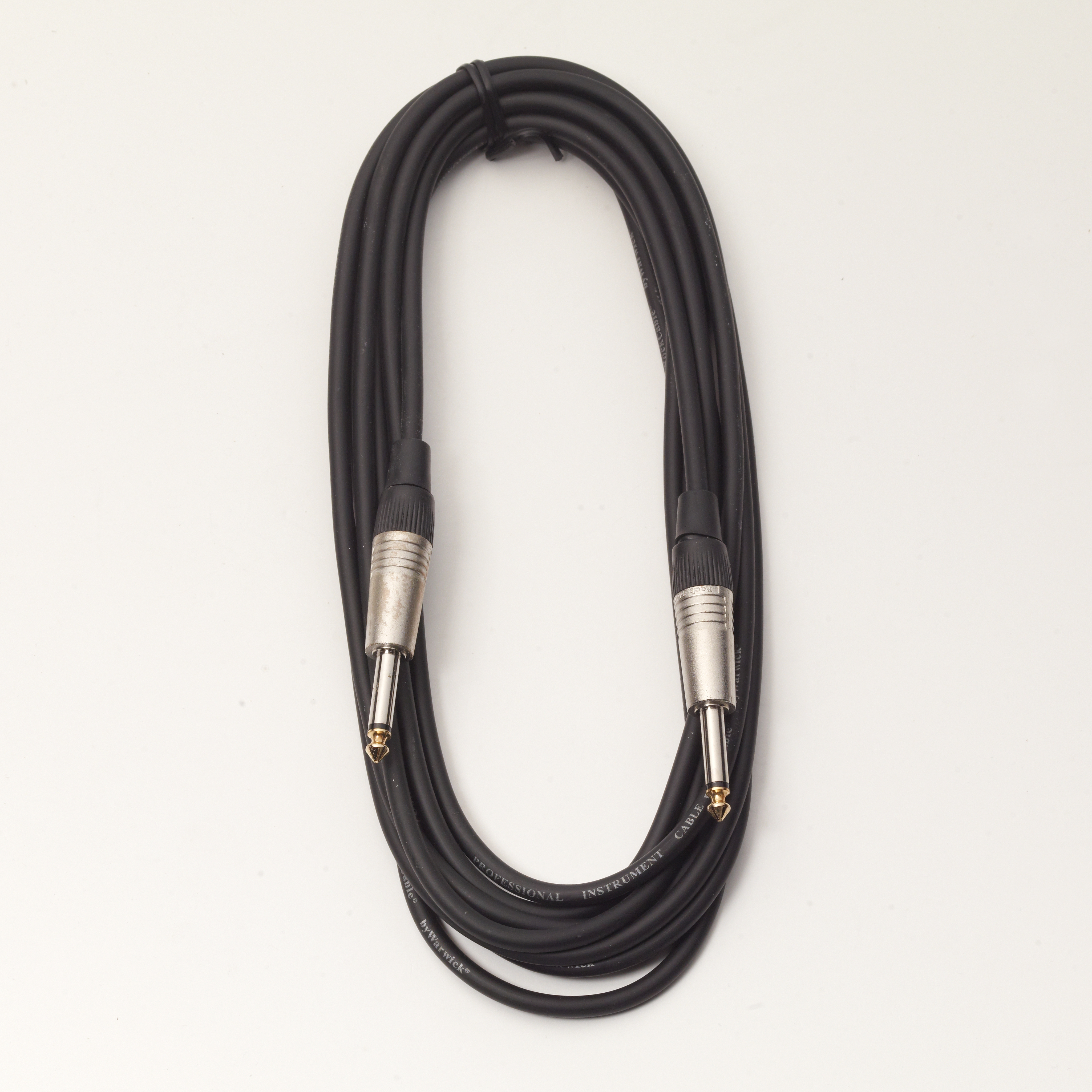 RockCable Instrument Cable - straight TS (6.3 mm / 1/4"), 5 m / 16.4 ft - Black